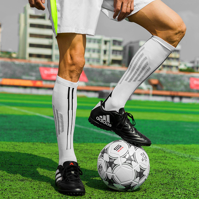 Meias de futebol respiráveis ​​e de secagem rápida